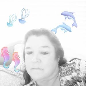 Meet your Posher, Debbie